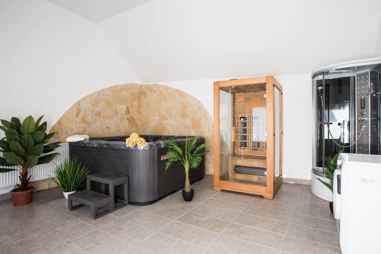 Csigahaz Apartman بيتْش المظهر الخارجي الصورة