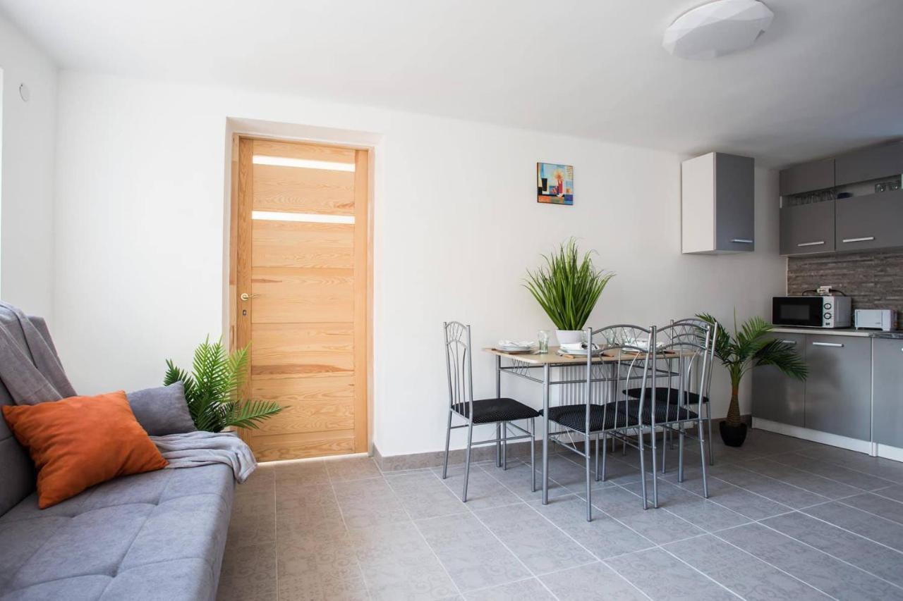 Csigahaz Apartman بيتْش المظهر الخارجي الصورة